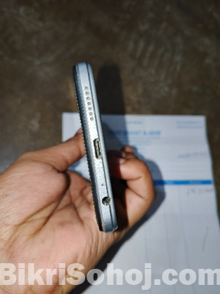 Infinix hot 12 6/128 GB